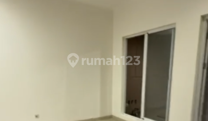 For Rent and Sale Green Puri House Size 8X15 2