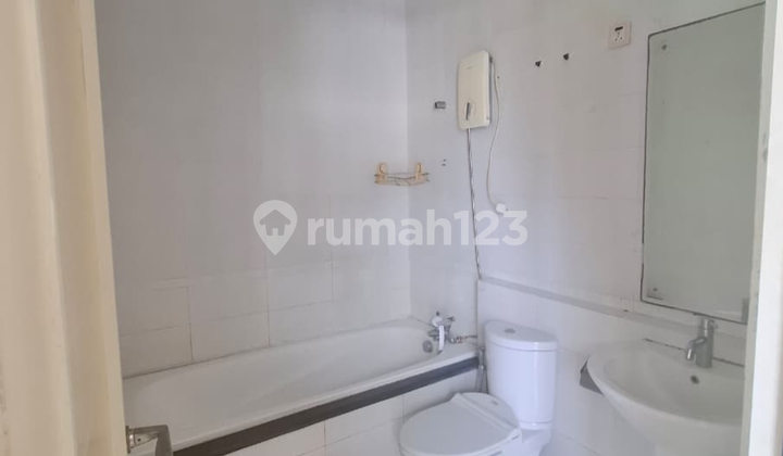 Disewakan Cepat Rumah Golf Lake Uk 8X20 2