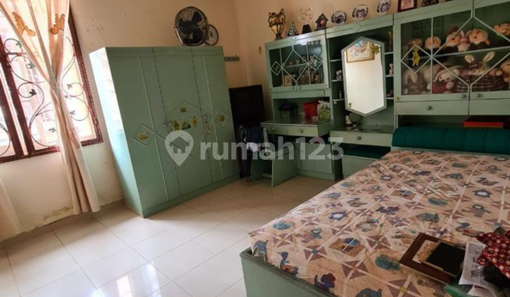 For rent: PIK Damar house, fully furnished, size 10x23, facing south. For rent: PIK Damar house, fully furnished, size 10x23, facing south.