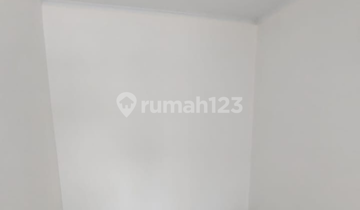 For rent, Green Court house, size 10x22 For rent, Green Court house, size 10x22