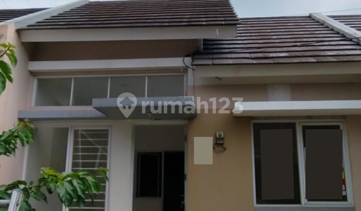 For Sale Serpong Lagoon House, a serene and comfortable residence. For Sale Serpong Lagoon House, a serene and comfortable residence.