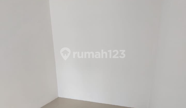 For rent, Green Court house, size 10x22 For rent, Green Court house, size 10x22