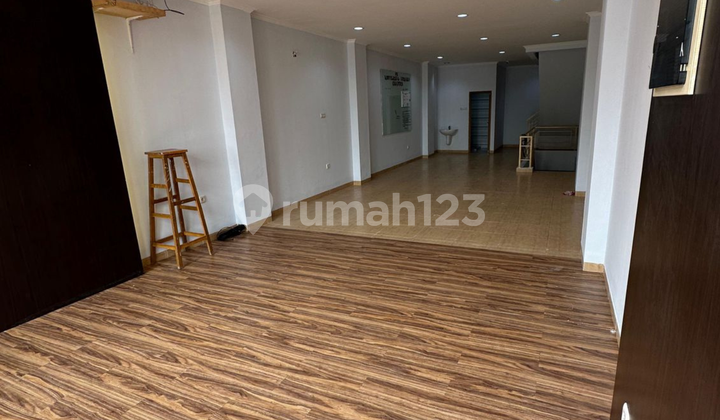 For Sale and For Rent Mutiara Taman Palem Cengkareng Shophouse