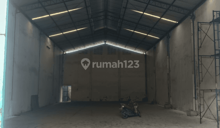 Disewakan Gudang Herlambang di Kamal Indah  1