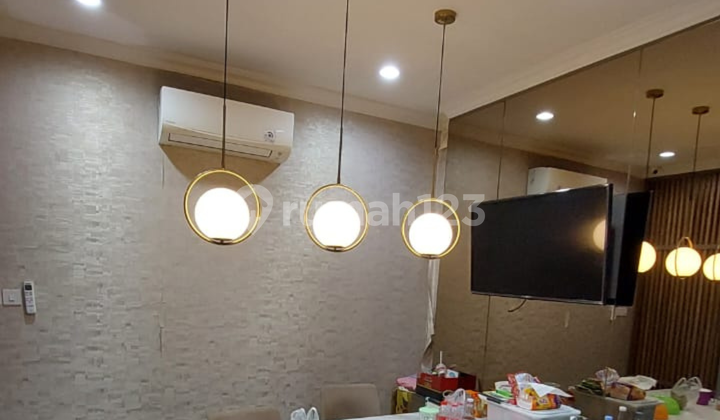 Ruko Pasadena JUAL RUGI! FULL RENOV HADAP SELATAN