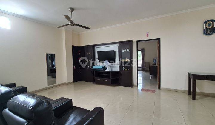 Rumah 3 1/2 Lantai Di Jl. Kebon Jeruk Xv Taman Sari Jakarta Barat 2