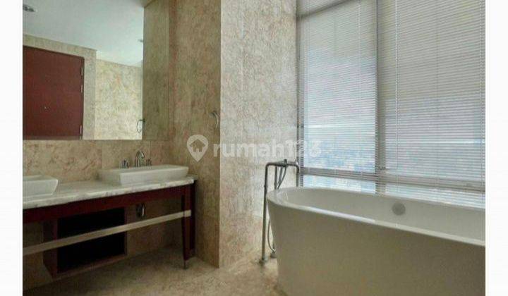 Apartemen Essence Darmawangsa 4 Kamar Tidur Furnished Mewah Luas 269m2 2