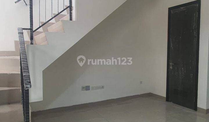 For Sale Rumah Dua Lantai Di Pantai Indah Kapuk 2 1