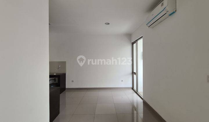 Rumah pik2 termurah dengan AC 4,5x10. 2 kamar tidur, 2 lantai 2