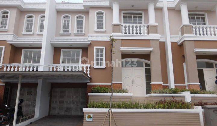 Rumah 3 Lantai Di Europe Boulevard 10x25 Green Lake City 1