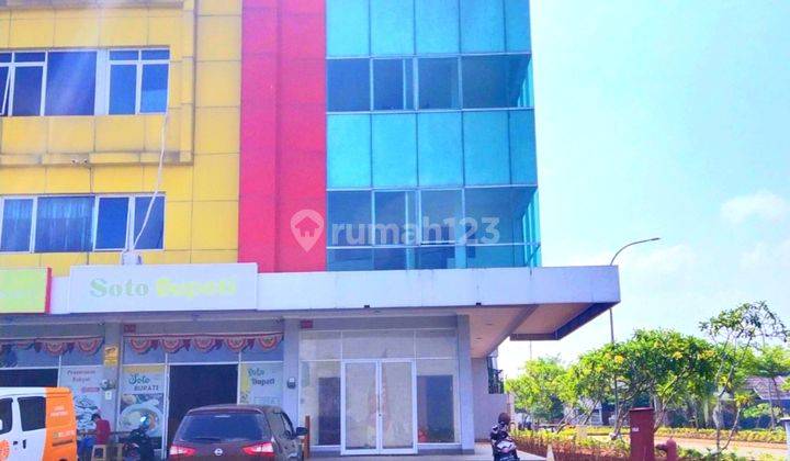 Ruko Hoek Disewa di 3 Bisnis Center Karawang Barat, Luas 6x15 1