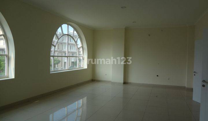 Ruko Gandeng Green Lake City Boulevard 9x15, 4 Lantai 2