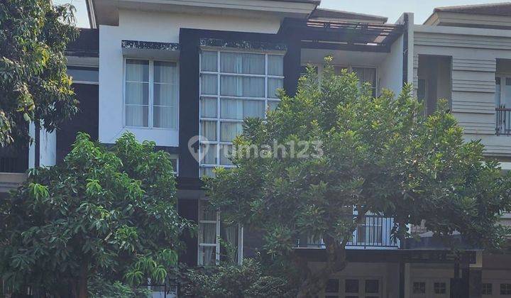 Rumah 200m2 Grand Wisata Bekasi Cluster East Esplanade Nego Sampai Jadi 1