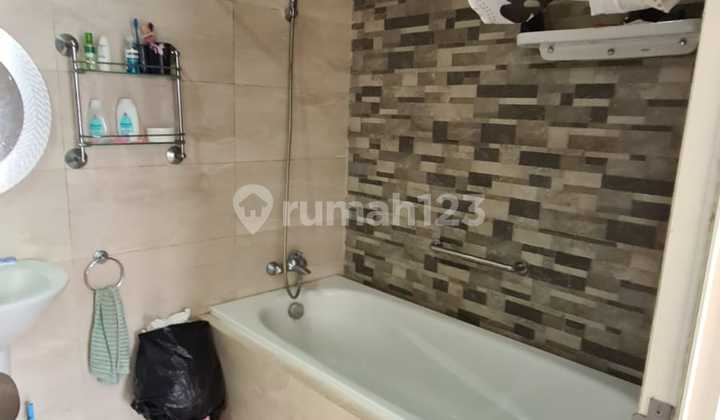 Gunadi Rumah 8X15 Dijual di Green Lake City Sudah Renovasi