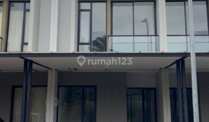 Gunadi Disewa Rumah 4.5x15 Pik2, Siap Huni Kamar Besar 1