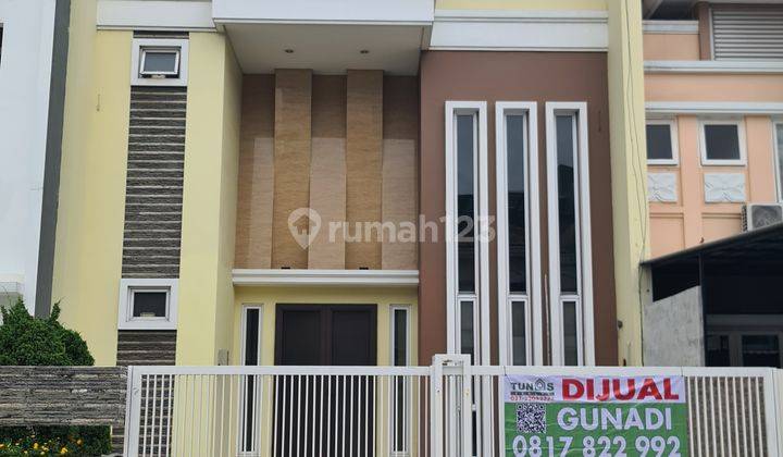 Rumah mewah  8x18, 3 lantai dijual di city resort hawaii, cengkareng, palem, jakarta barat 1