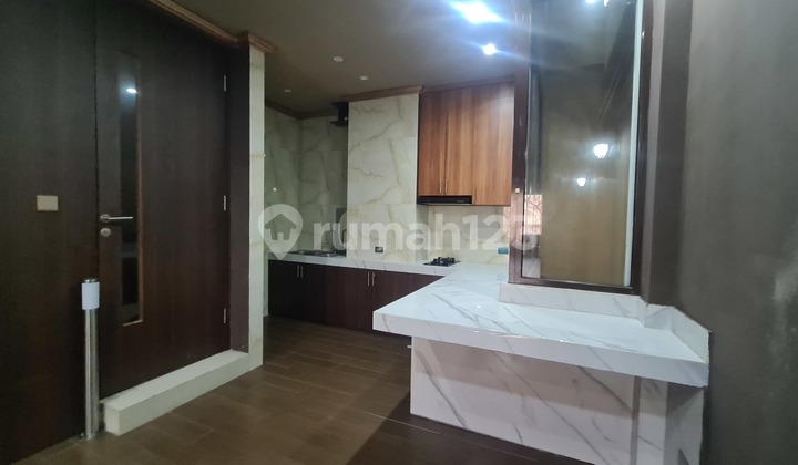 Gunadi Green Lake City Shop House Furnished Luxurious Premium Interior