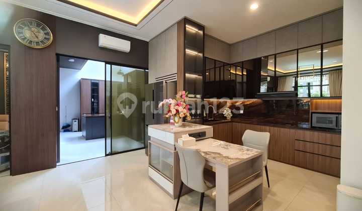Dijual Rumah Hook Mewah di Pik Golf Island Luas 13X20 Furnished