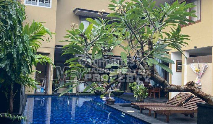 Rumah mewah siap huni ada swimmingpool di bintaro jaya 2