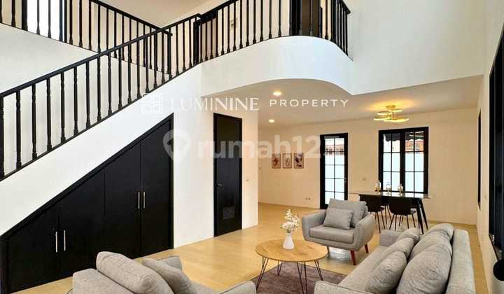 Rumah Mewah, European Classis di Daerah Serpong Dijual Semi Furnished 2
