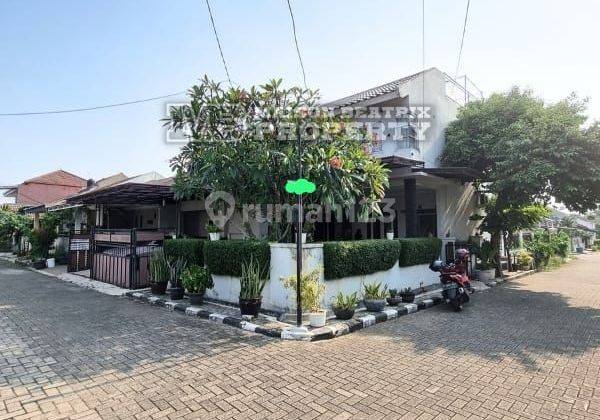 Rumah Mewah Ada Rooftop Dijual Cepat, Lokasi Strategis Di Pamulang 1