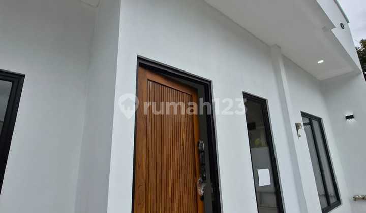 Brandnew Rumah dengan Layout Yg Luas Dekat dengan Tol dan Stasiun 2
