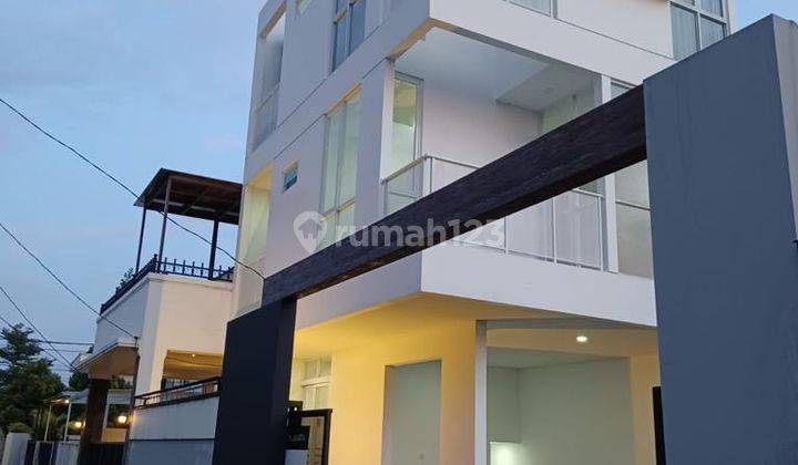 Rumah Tiga Lantai Brand New Pesanggrahan Jakarta Selatan 2