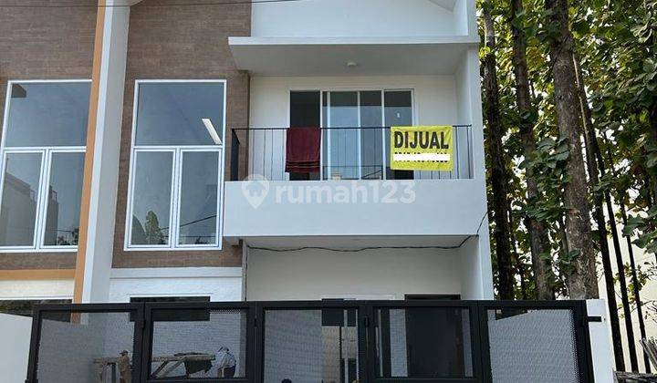 Rumah Baru Dua Lantai Kav. Dki Meruya Utara 1