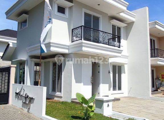 Rumah Dua Lantai Baru Furnished Cipayung Jakarta Timur 2