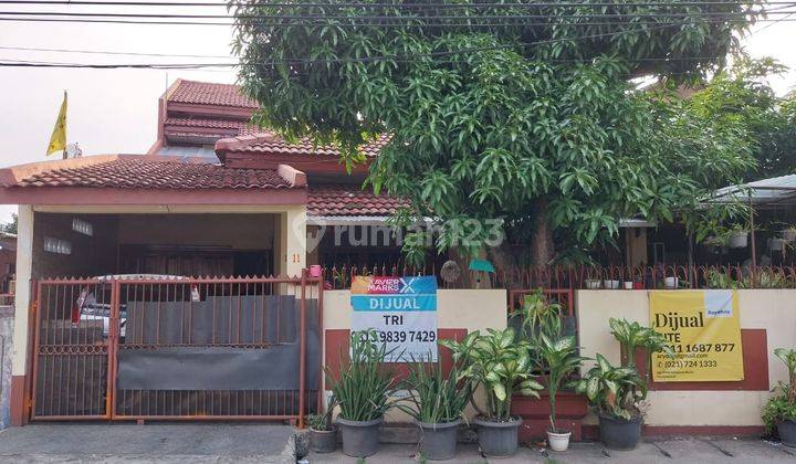 Rumah Dua Lantai Bagus di Larangan Ciledug 1