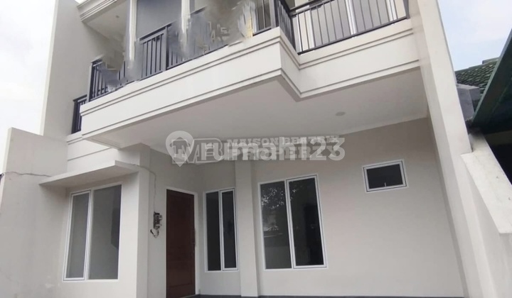 Rumah Cantik 2 Lantai Di Griyaloka Bsd