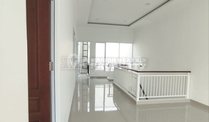 Rumah Cantik 2 Lantai Di Griyaloka Bsd