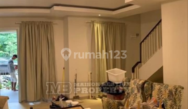 Minimalist 2-Story Fully Furnished House in Serpong BSD Minimalist 2-Story Fully Furnished House in Serpong BSD