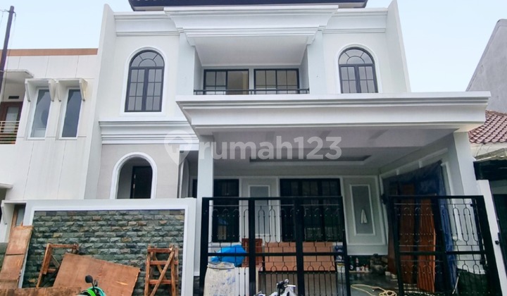 Independent Building House Near Serpong BSD Toll Access