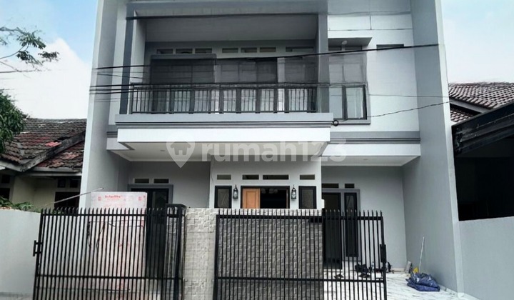 Luxury House Griyaloka Bsd