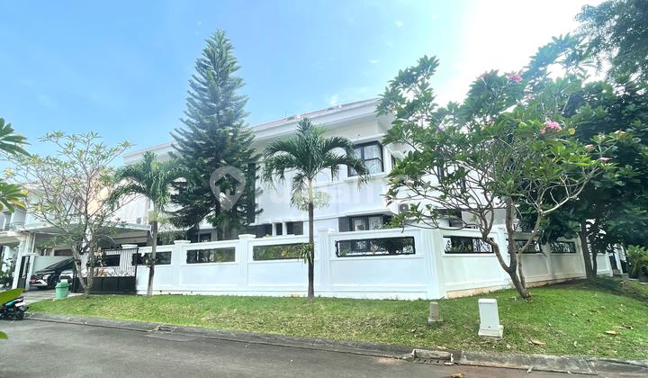 Nice Ready-to-Live House in Bintaro Sector 9 2