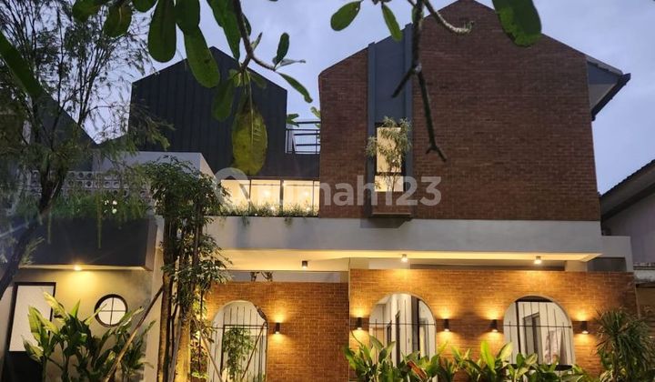 Dijual Rumah di The Green BSD City Bagus