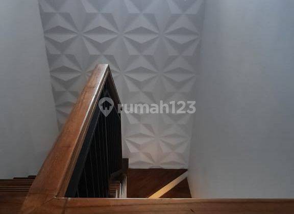 Rumah di Green Bintaro Residence Bagus 2