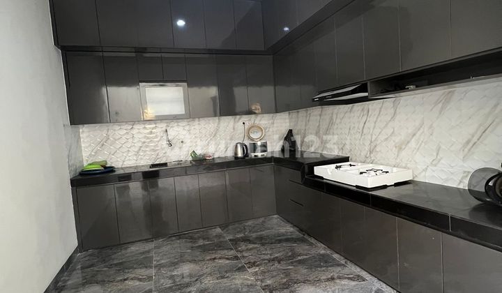 Rumah Brand New di The Icon BSD City Bagus Rumah Brand New di The Icon BSD City Bagus