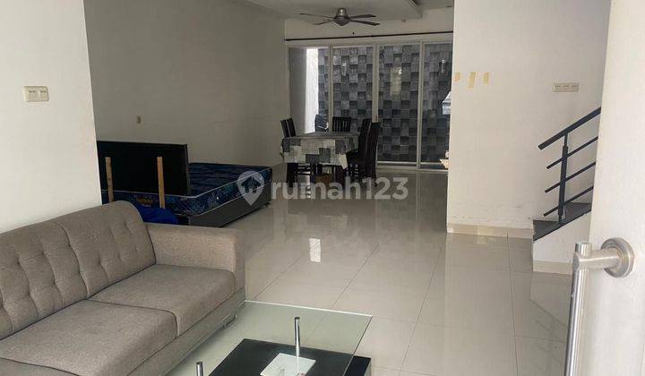 Rumah Siap Huni di Castilla BSD City Bagus 2