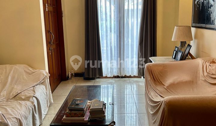 Rumah Bagus Siap Huni di Pondok Indah .