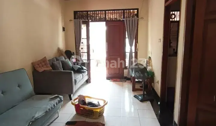 Rumah di Vila Dago Tol Ciputat 2