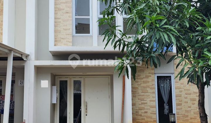 Nice House Ready to Occupy in Gading Serpong