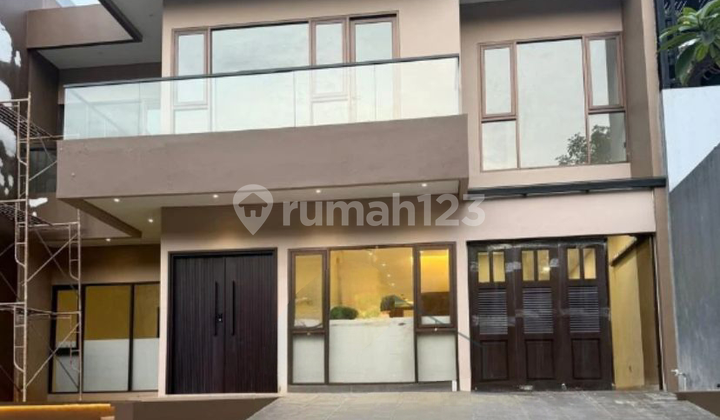 Rumah Bagus Siap Huni di Kebayoran Bintaro 1