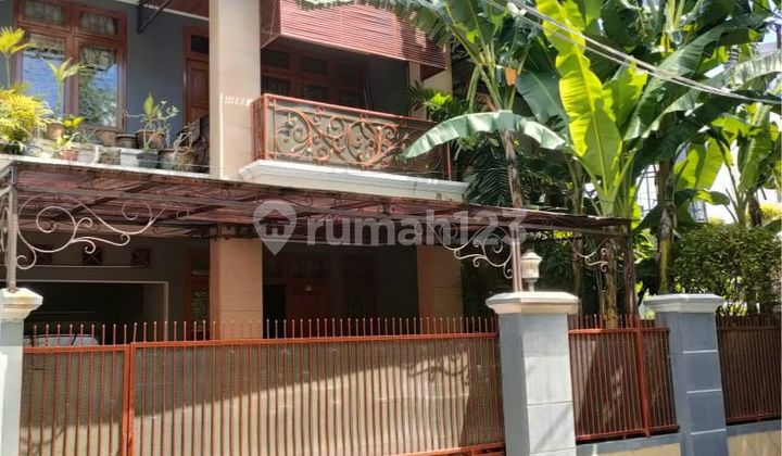 Nice House Ready to Occupy in Kebayoran Baru Nice House Ready to Occupy in Kebayoran Baru