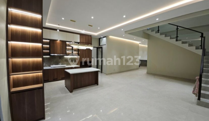 Rumah Bagus Siap Huni di Kebayoran Bintaro 2