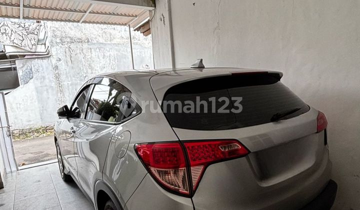 Nice Ready-to-Live House In Vila Dago Tol Ciputat 2