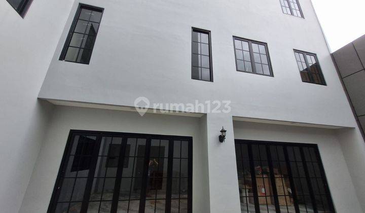 Rumah Bagus Siap Huni Di Giri Loka Bsd City  1