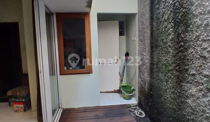 Beautiful Ready-to-Occupy House in Emerald Bintaro Beautiful Ready-to-Occupy House in Emerald Bintaro