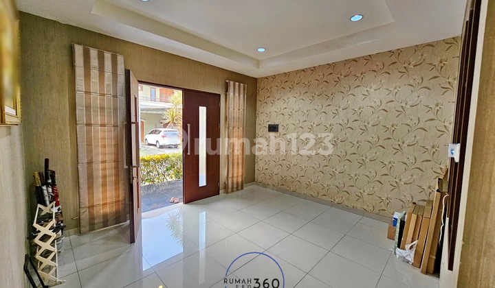 Rumah istimewa Huk Sudut Alam Sutera Serpong A16059 2